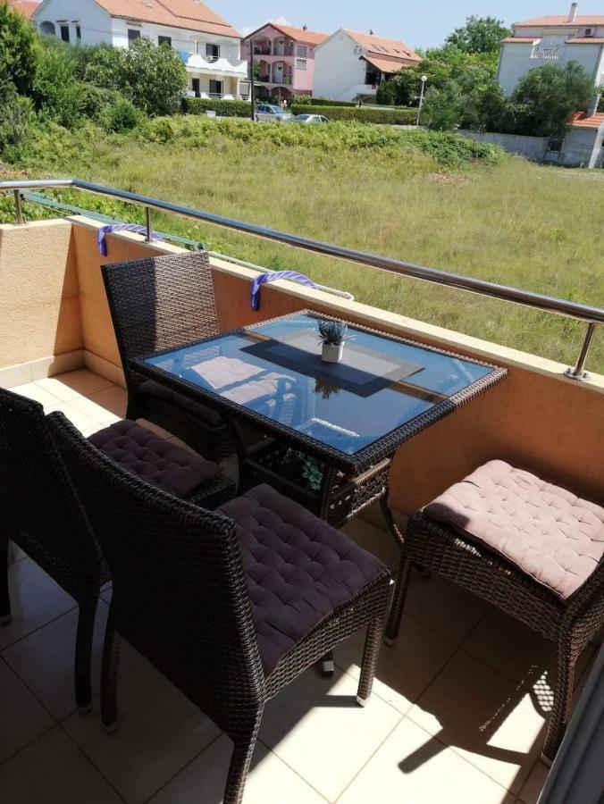 Apartments By The Sea Privlaka, Zadar - 14816 Exterior foto